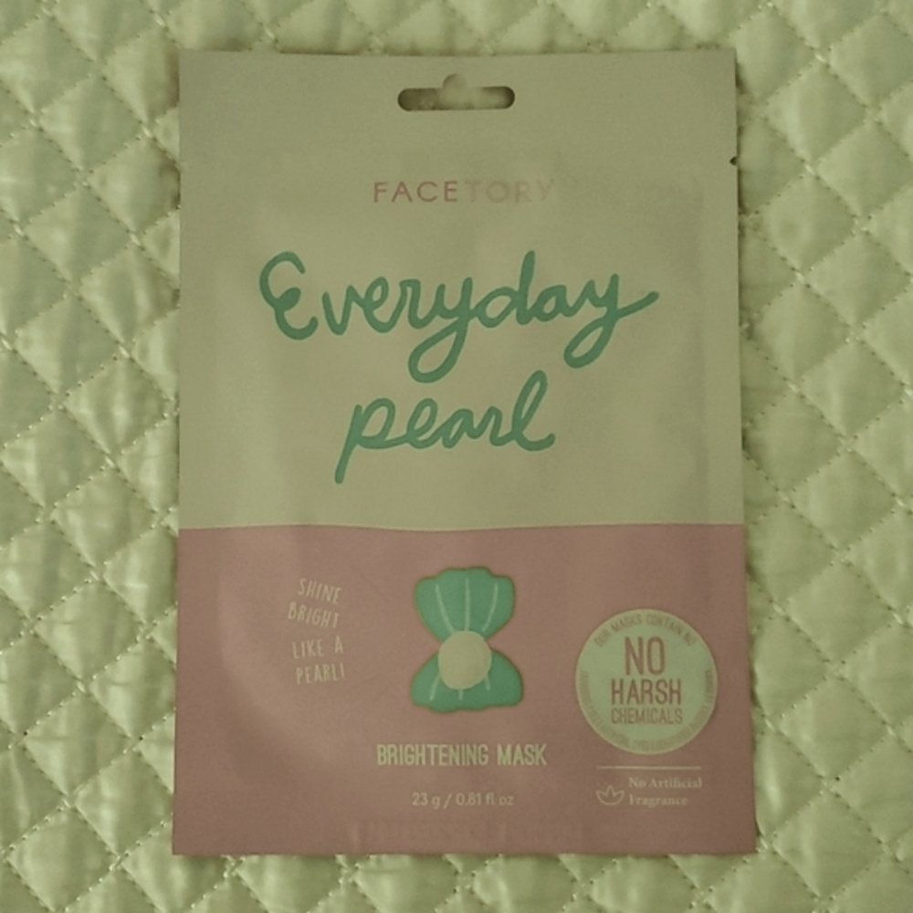 NWOT Facetory Everyday Pearl Brightening Mask
